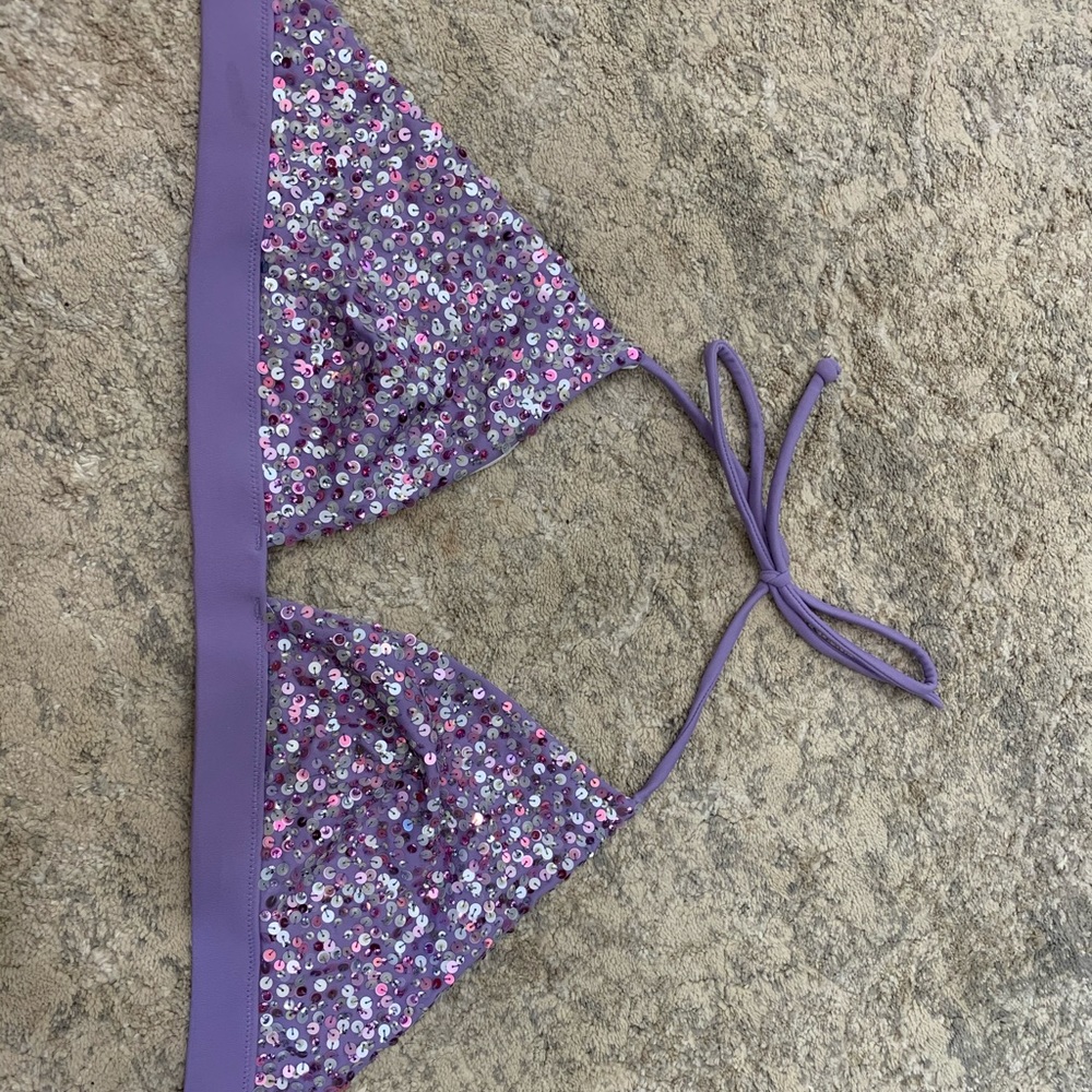 VICTORIAS SECRET SWIMSUIT TOP SIZE L